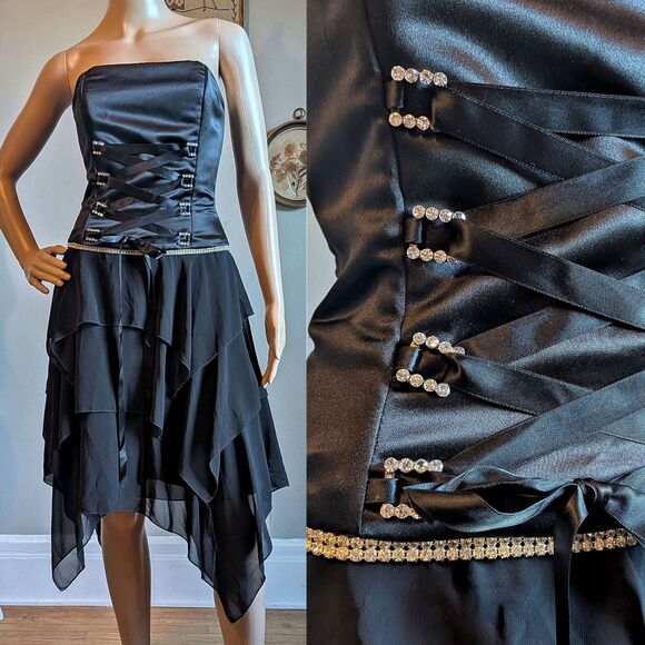 Jessica McClintock Dresses & Skirts - Jessica McClintock Black Strapless Midi Dress